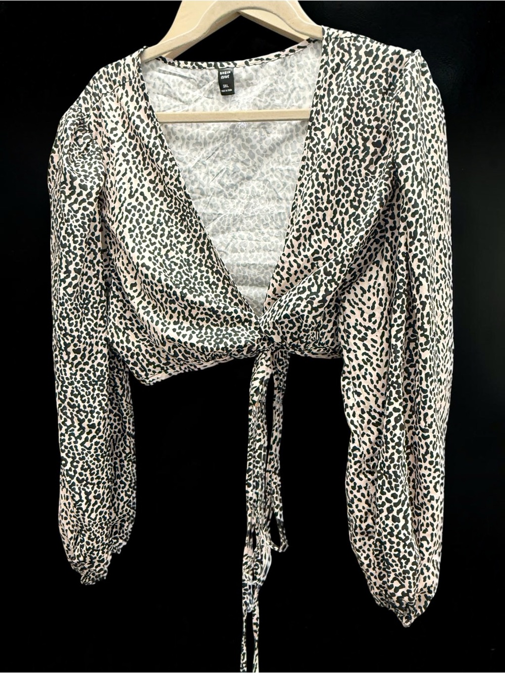 SHEIN beige, and Black Leopard Tie-Front Long Sleeve Crop Top